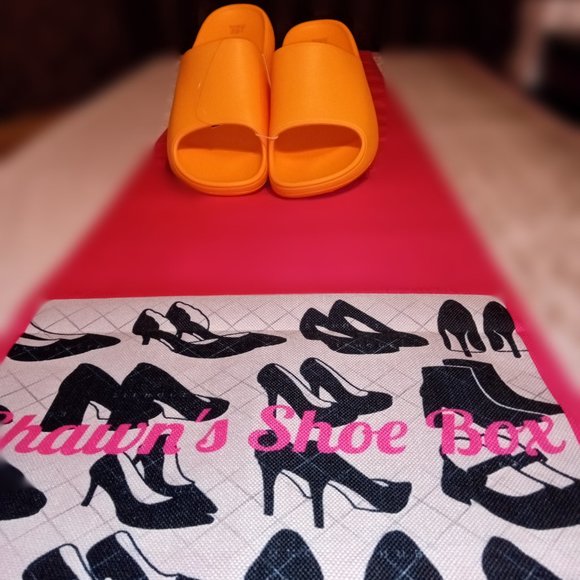 Wild Fable Slides - Picture 3 of 8